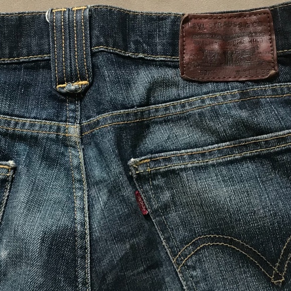 Levi's Other - 💙 Levi’s 597 jeans 31x32 men